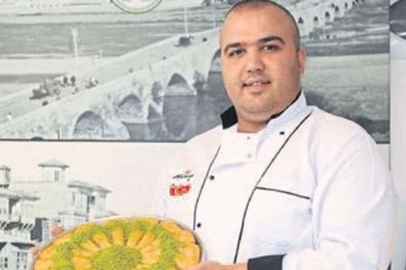 Adana’da “Kadayıfçı Olcay” olarak tanınan ünlü tatlıcı öldürüldü Adana’da “Kadayıfçı Olcay” olarak tanınan ünlü tatlıcı öldürüldü